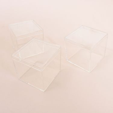 Blank 2” Acrylic Favor Boxes